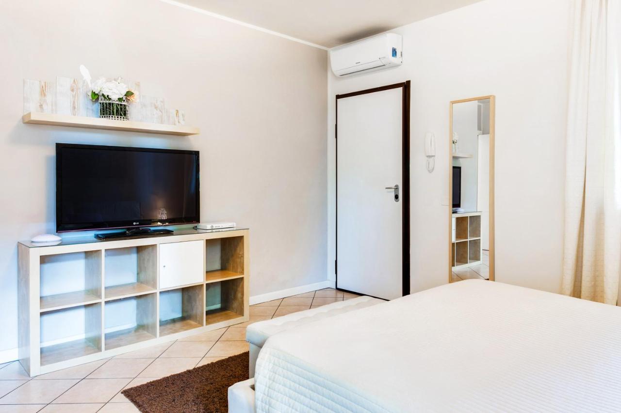 Apartamento Casa Bonotto Desenzano del Garda Exterior foto